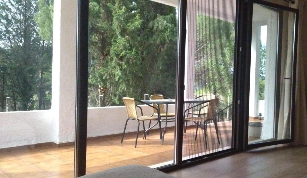 Bonita Casa Blanca En El Bosque. Villa Córdoba Kültér fotó